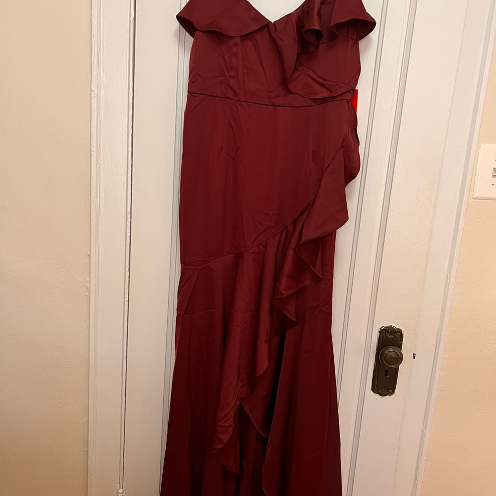 Vow’d Burgundy Dress